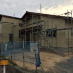 外壁の下地を張り終えました。