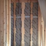 充填断熱完了！