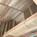 フローリングを張っています